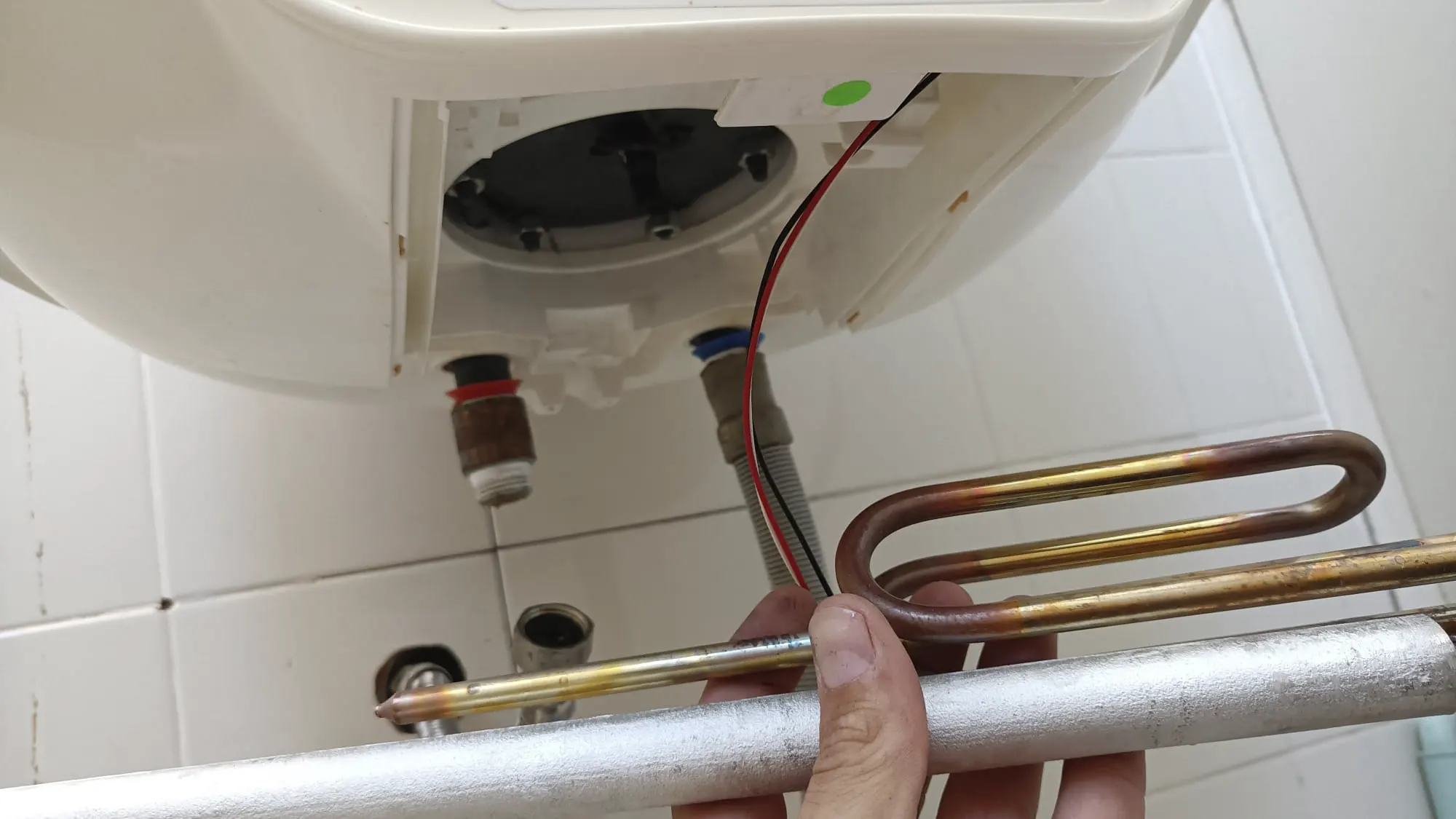 cliente satisfecho termo electrico reparado